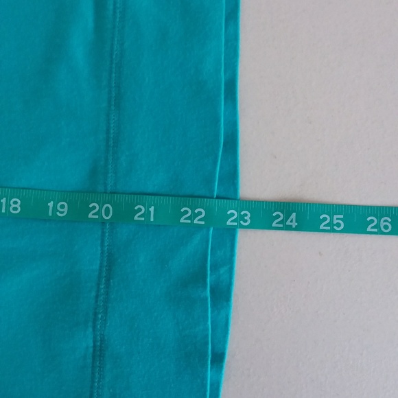 ☆☆SOLD☆☆ PINK VS Cropped Athleisure Top - Picture 7 of 8